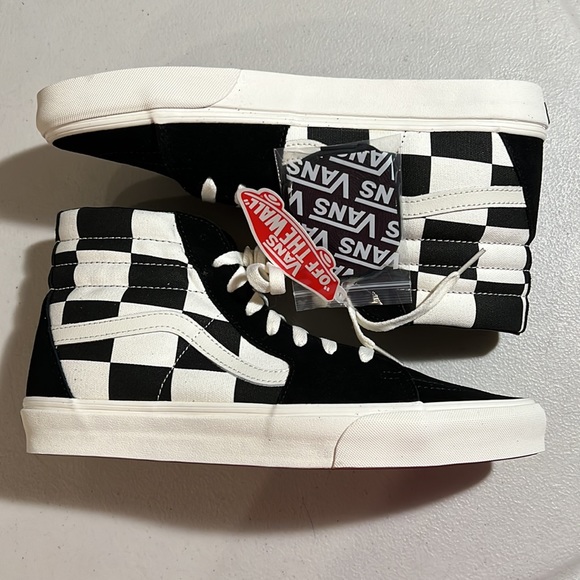 VANS | Sk8-Hi Oversized Checkerboard in Black/Marshmallow - Picture 3 of 6